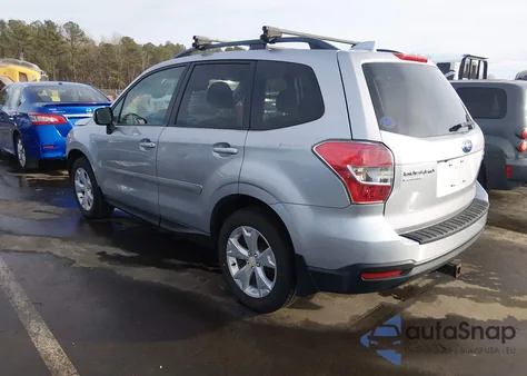 2016 Subaru Forester 2.5I Premium z USA, uszkodzony, nr VIN JF2SJADC3GH415441